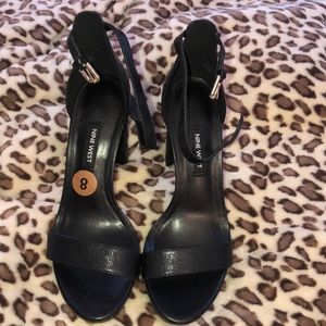 BEAUTIFUL BLACK LEATHER TYPE OPEN TOE SHOES